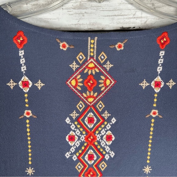 John Mark Tunic Embroidered Bohemian Split Neck Lantern Sleeve Top 0X (14-16) - Picture 10 of 11